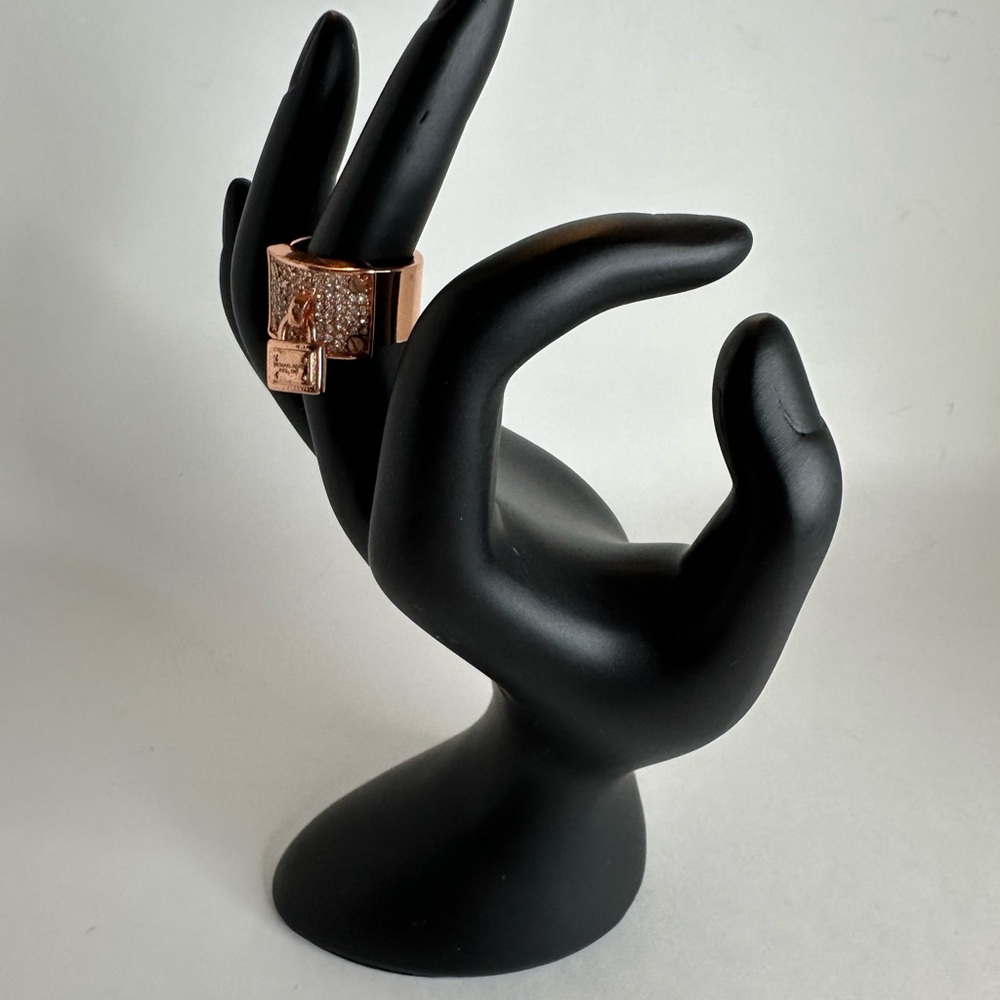 Gold Ring Plated with Sparkling Accents
Michael Kors